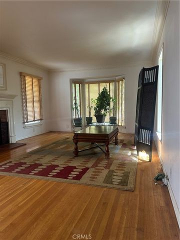6235 Condon, Los Angeles, CA 90056