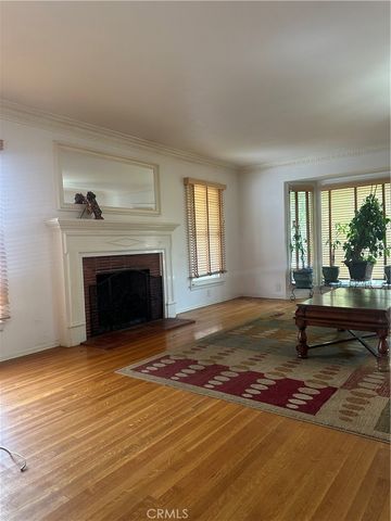 6235 Condon, Los Angeles, CA 90056