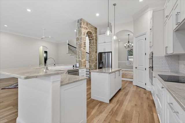 5182 Bayshore Drive, Athens, TX 75752