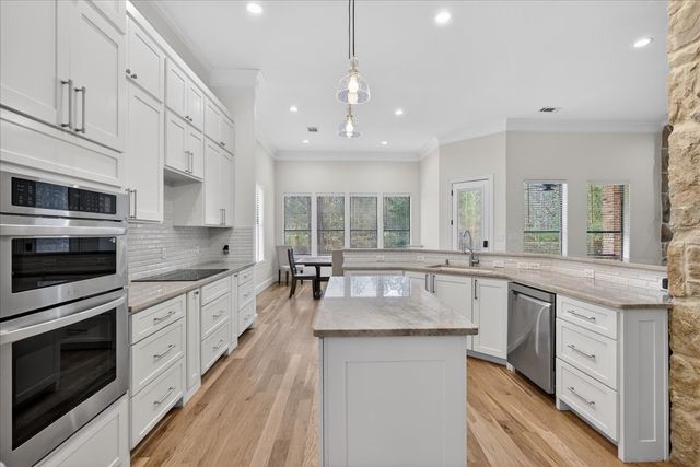 5182 Bayshore Drive, Athens, TX 75752