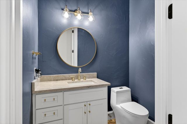 5182 Bayshore Drive, Athens, TX 75752