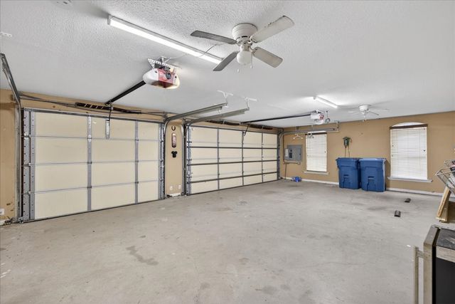 5182 Bayshore Drive, Athens, TX 75752