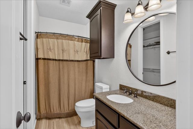 5182 Bayshore Drive, Athens, TX 75752