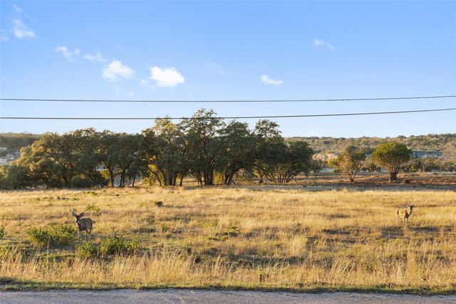 1900 Patriot DR, Lago Vista, TX 78645