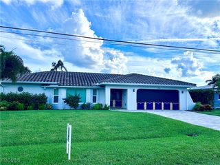 154 SW 52nd ST, Cape Coral, FL 33914