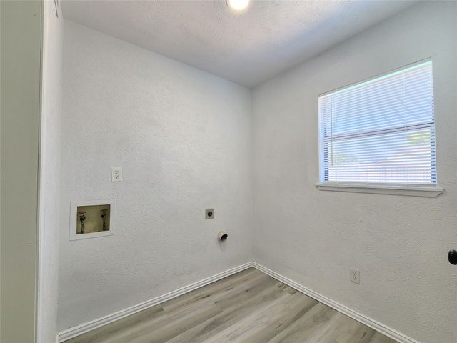 4813 Nash Drive, The Colony, TX 75056