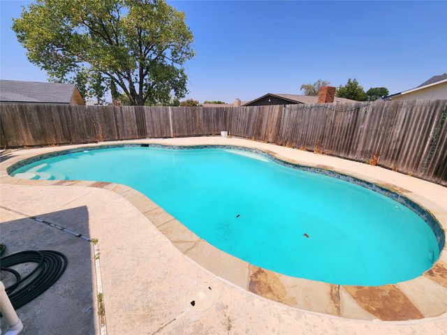 4813 Nash Drive, The Colony, TX 75056