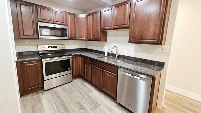 1424 NE 10th Street, Oklahoma City, OK 73117