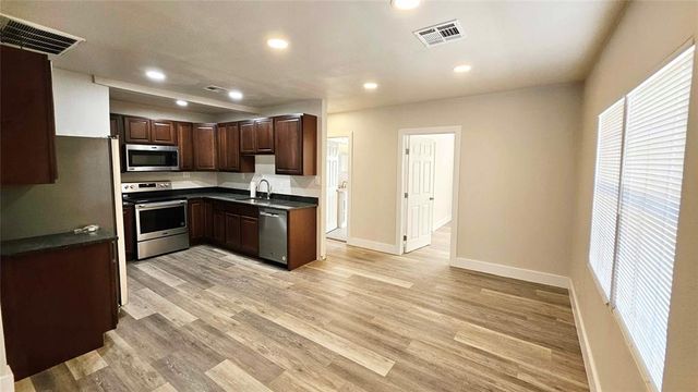 1424 NE 10th Street, Oklahoma City, OK 73117