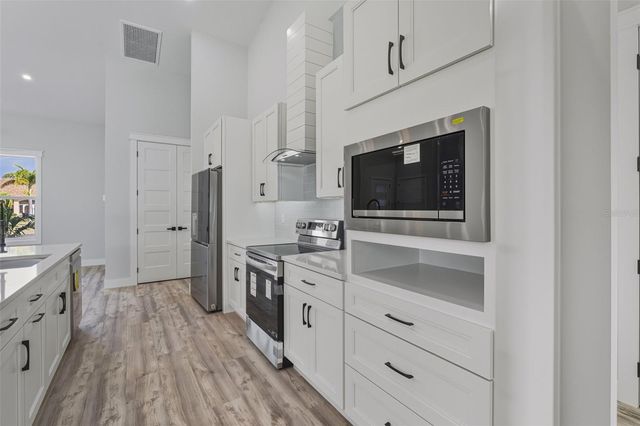 137 MARINER LANE, Rotonda West, FL 33947