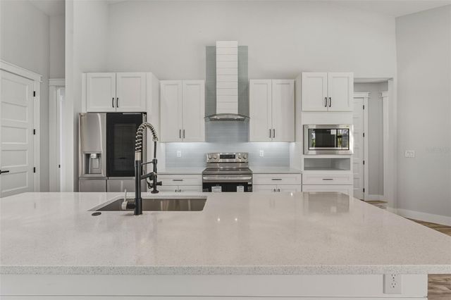 137 MARINER LANE, Rotonda West, FL 33947