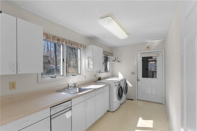 202 Snead Lane, Westminster, SC 29693