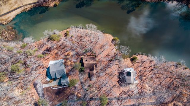 202 Snead Lane, Westminster, SC 29693