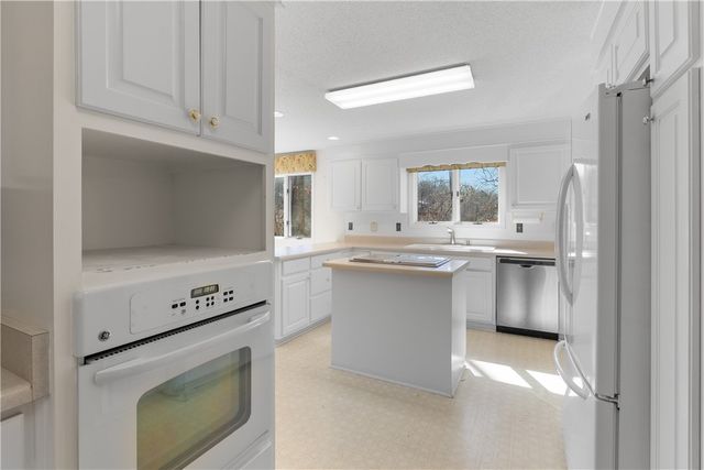 202 Snead Lane, Westminster, SC 29693