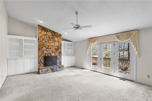 202 Snead Lane, Westminster, SC 29693