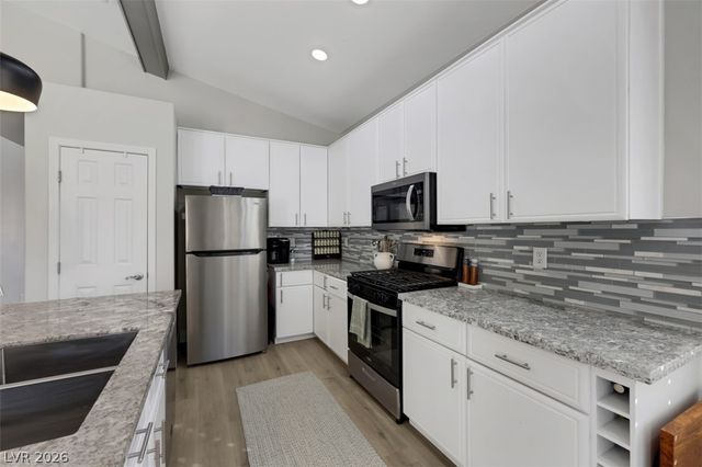 3025 Pismo Beach Drive, Las Vegas, NV 89128