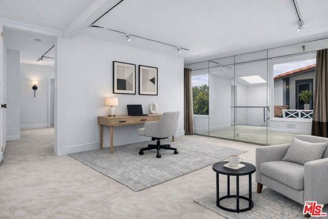 305 S Bedford Drive, Beverly Hills, CA 90212