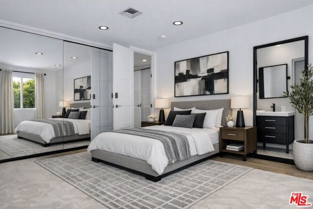 305 S Bedford Drive, Beverly Hills, CA 90212