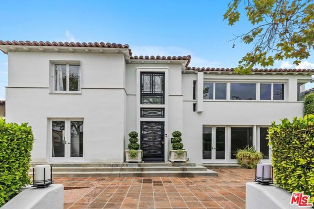305 S Bedford Drive, Beverly Hills, CA 90212