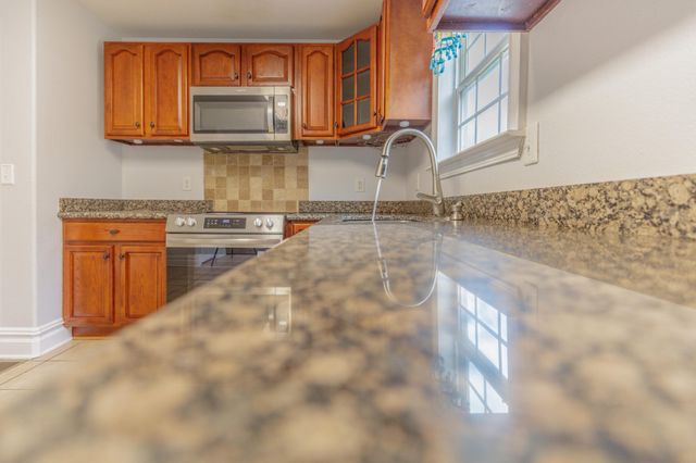 959 Lower Mill Road, Hixson, TN 37343
