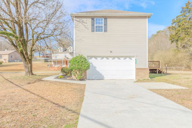959 Lower Mill Road, Hixson, TN 37343