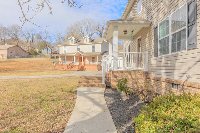 959 Lower Mill Road, Hixson, TN 37343
