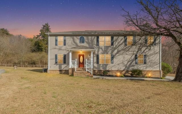 959 Lower Mill Road, Hixson, TN 37343