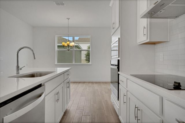 5137 BLANKET FLOWER STREET, Apopka, FL 32712
