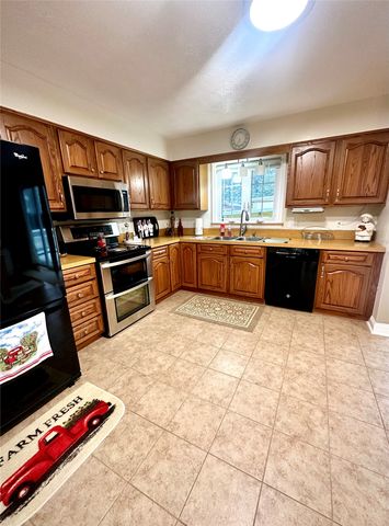 461 SUNNYSIDE Avenue, Meadville, PA 16335