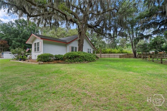 9042 Ferguson Avenue, Savannah, GA 31406