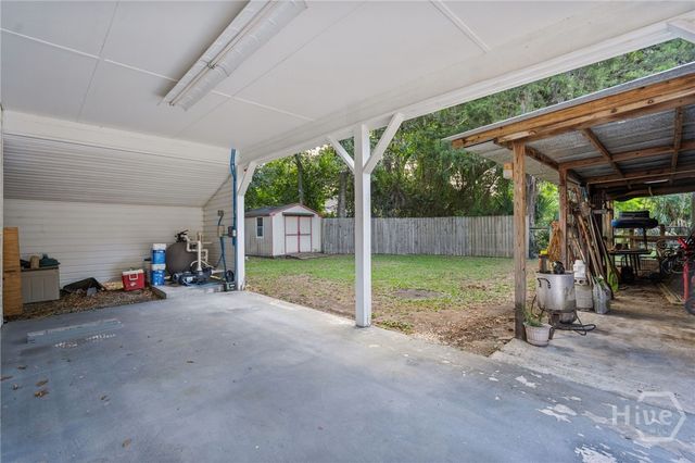9042 Ferguson Avenue, Savannah, GA 31406