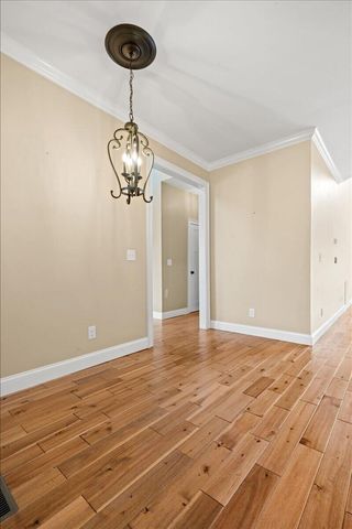 200 Crooked Creek Drive, London, KY 40744