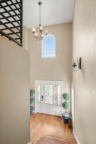 200 Crooked Creek Drive, London, KY 40744