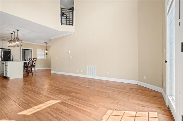 200 Crooked Creek Drive, London, KY 40744