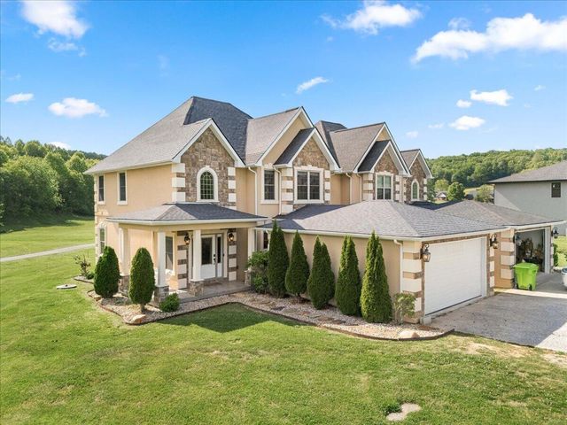 200 Crooked Creek Drive, London, KY 40744