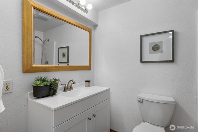 7303 103rd Street E, Puyallup, WA 98373