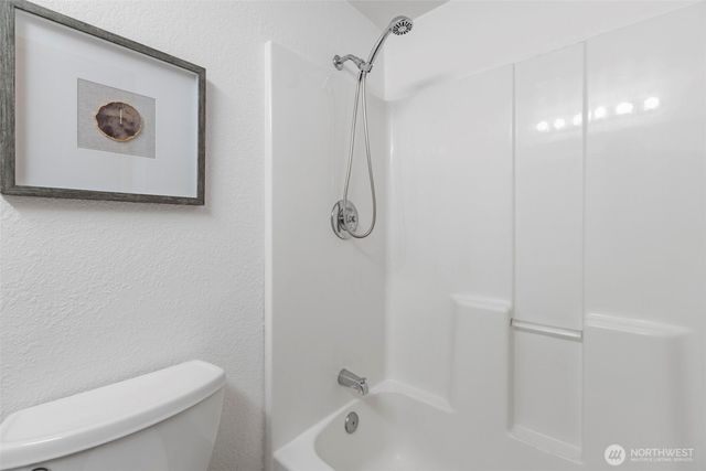 7303 103rd Street E, Puyallup, WA 98373