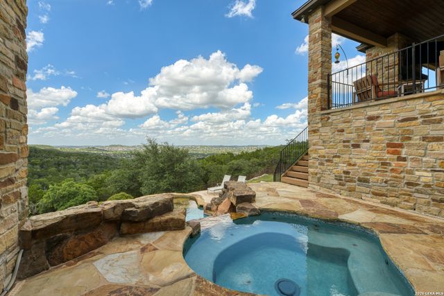 8035 VANITY HL, San Antonio, TX 78256