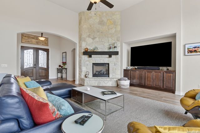 8035 VANITY HL, San Antonio, TX 78256