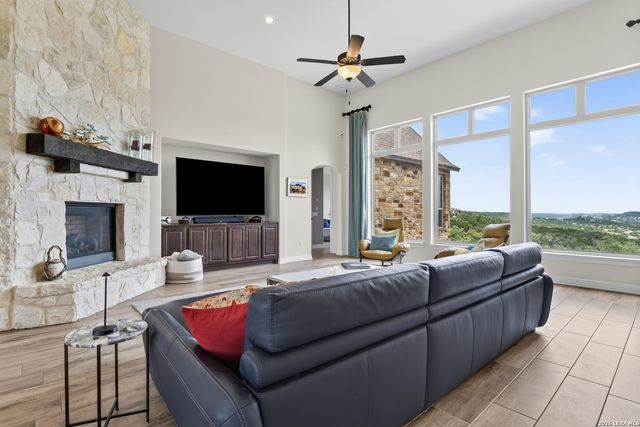 8035 VANITY HL, San Antonio, TX 78256