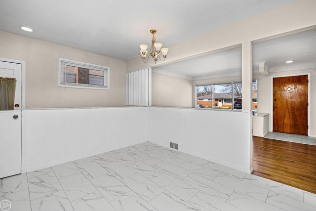 16840 May Avenue, Eastpointe, MI 48021