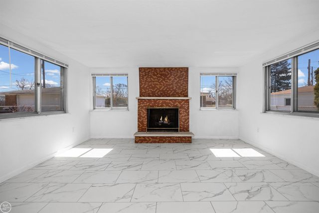 16840 May Avenue, Eastpointe, MI 48021