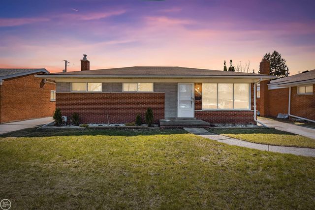 16840 May Avenue, Eastpointe, MI 48021