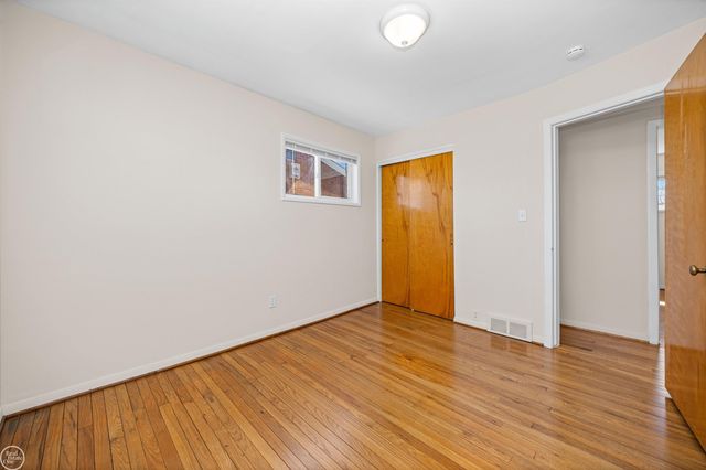 16840 May Avenue, Eastpointe, MI 48021