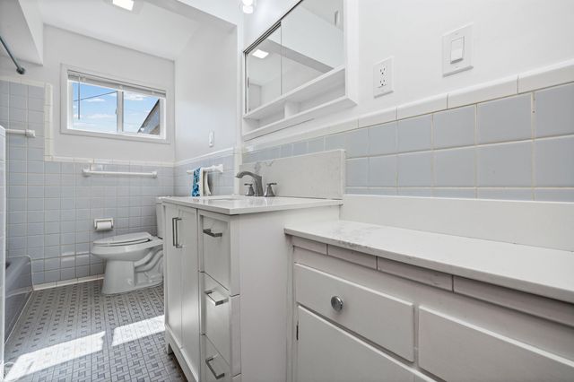 16840 May Avenue, Eastpointe, MI 48021