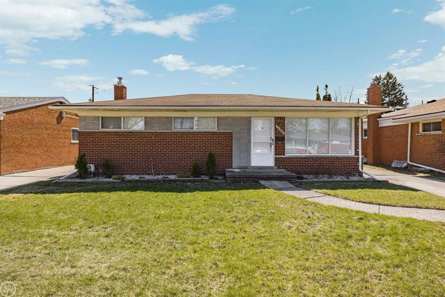 16840 May Avenue, Eastpointe, MI 48021