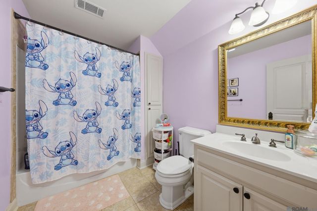 10634 Shoreline Dr, Baton Rouge, LA 70809