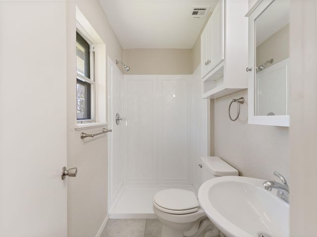 3200 3rd Street, Bay City, TX 77414