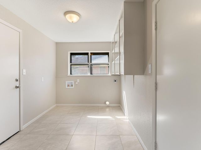 3200 3rd Street, Bay City, TX 77414