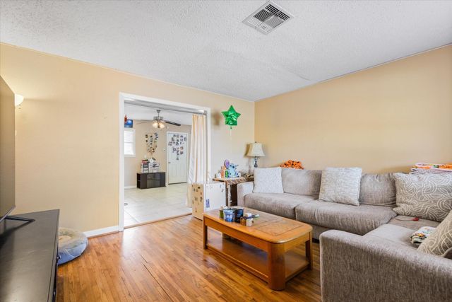 3120 Redfield Drive, Pasadena, TX 77503